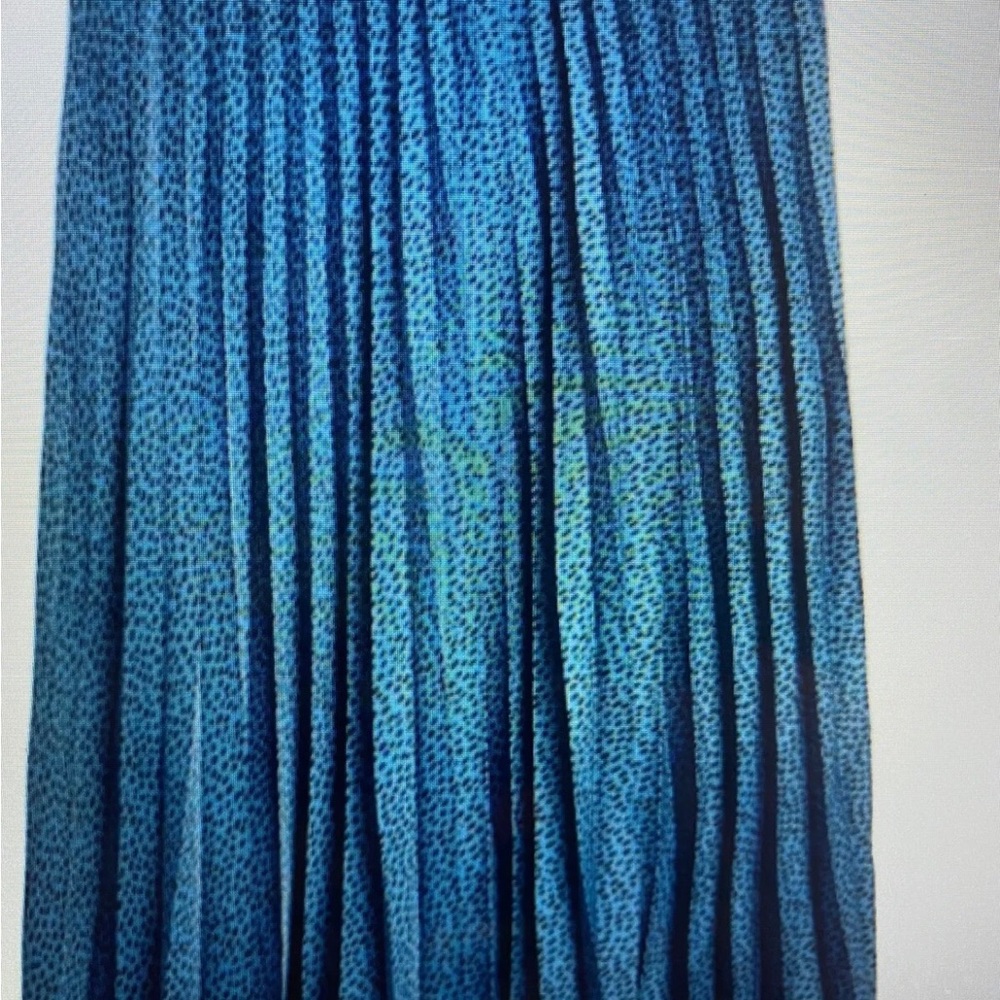 Banana Republic women's Pleated High-Low Skirt Blue w/Black NWOT - Size 2 - Picture 5 of 5